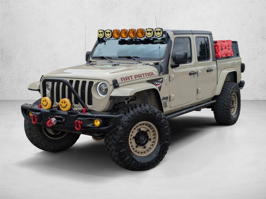 Used 2020 Jeep Gladiator Sport S Crew Cab Pickup