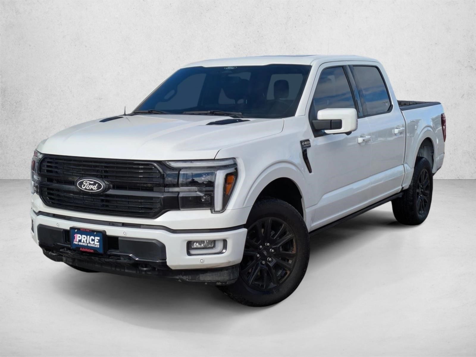 2024 Ford F-150 Platinum's photo
