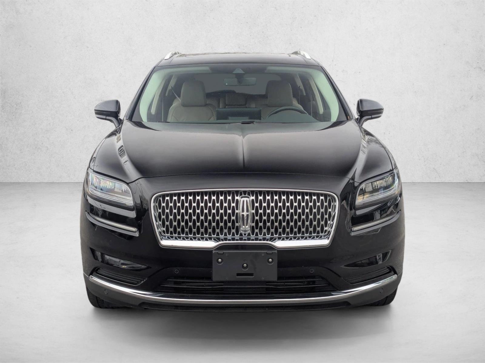 2022 Lincoln Nautilus Reserve photo 2