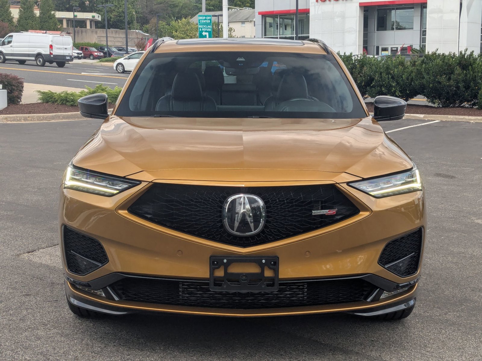 2022 Acura MDX Type S SH-AWD Advance photo 2