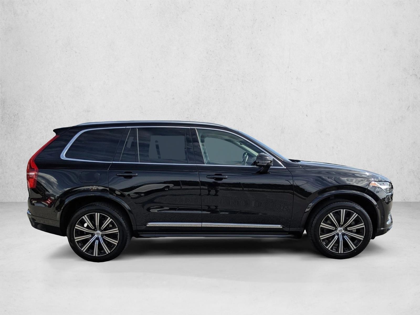 2023 Volvo XC90 AWD Plus photo 3