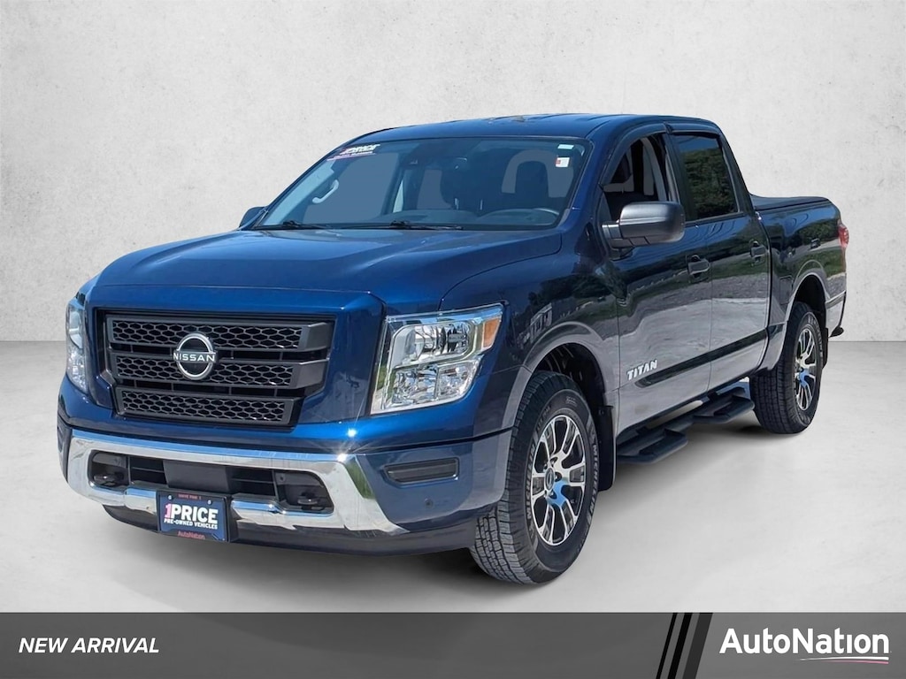 Used 2024 Nissan Titan SV Truck Crew Cab