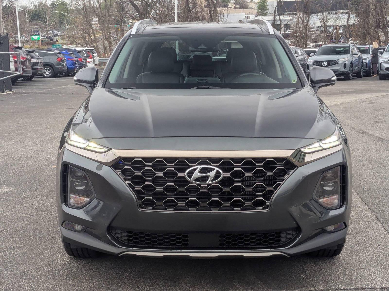 2020 Hyundai Santa Fe Limited 2.0T photo 2