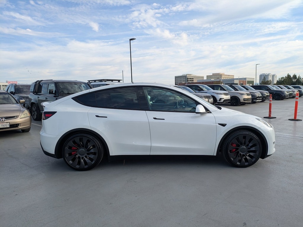 Used 2023 Tesla Model Y Performance SUV