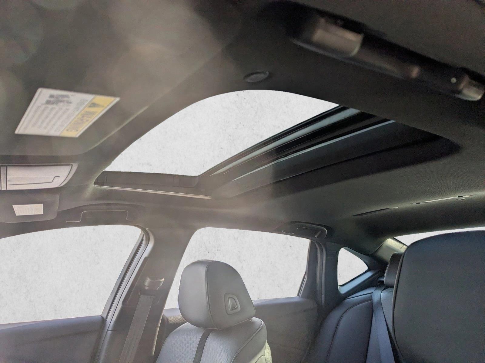 2025 Acura TLX A-SPEC Package - Photo 16