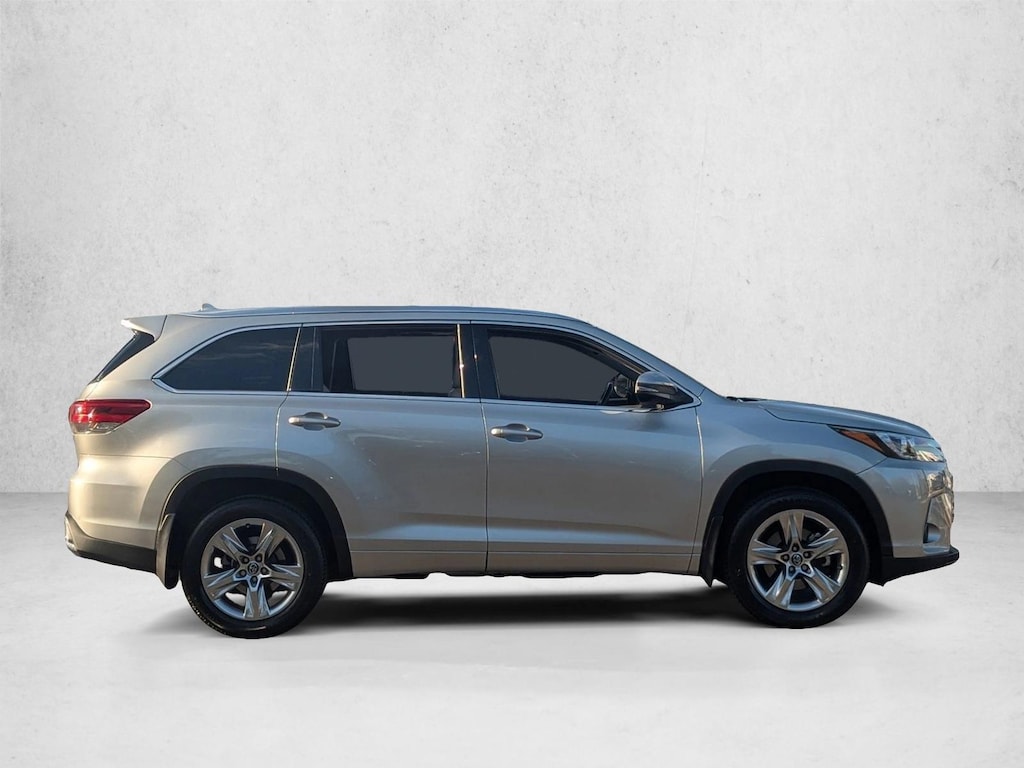 Used 2018 Toyota Highlander Limited SUV
