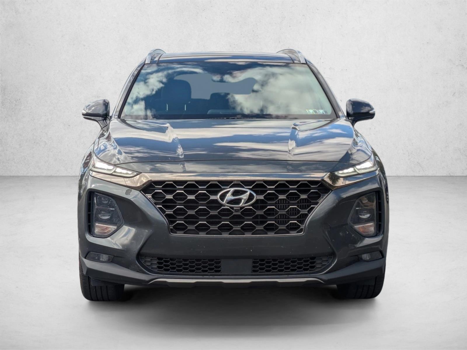 2020 Hyundai Santa Fe Limited 2.0T photo 2