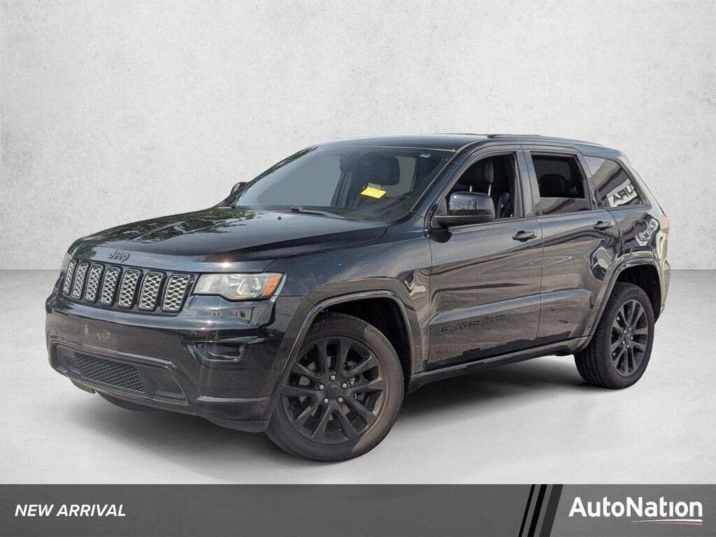 Used 2018 Jeep Grand Cherokee Altitude SUV