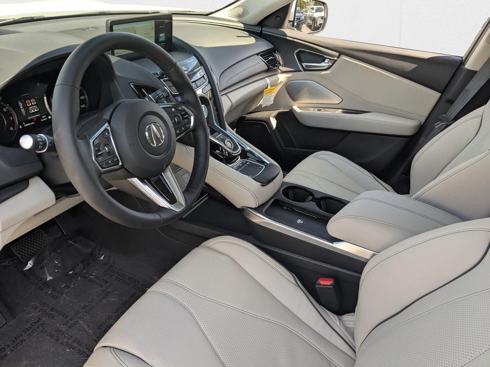 2025 Acura RDX Advance photo 3