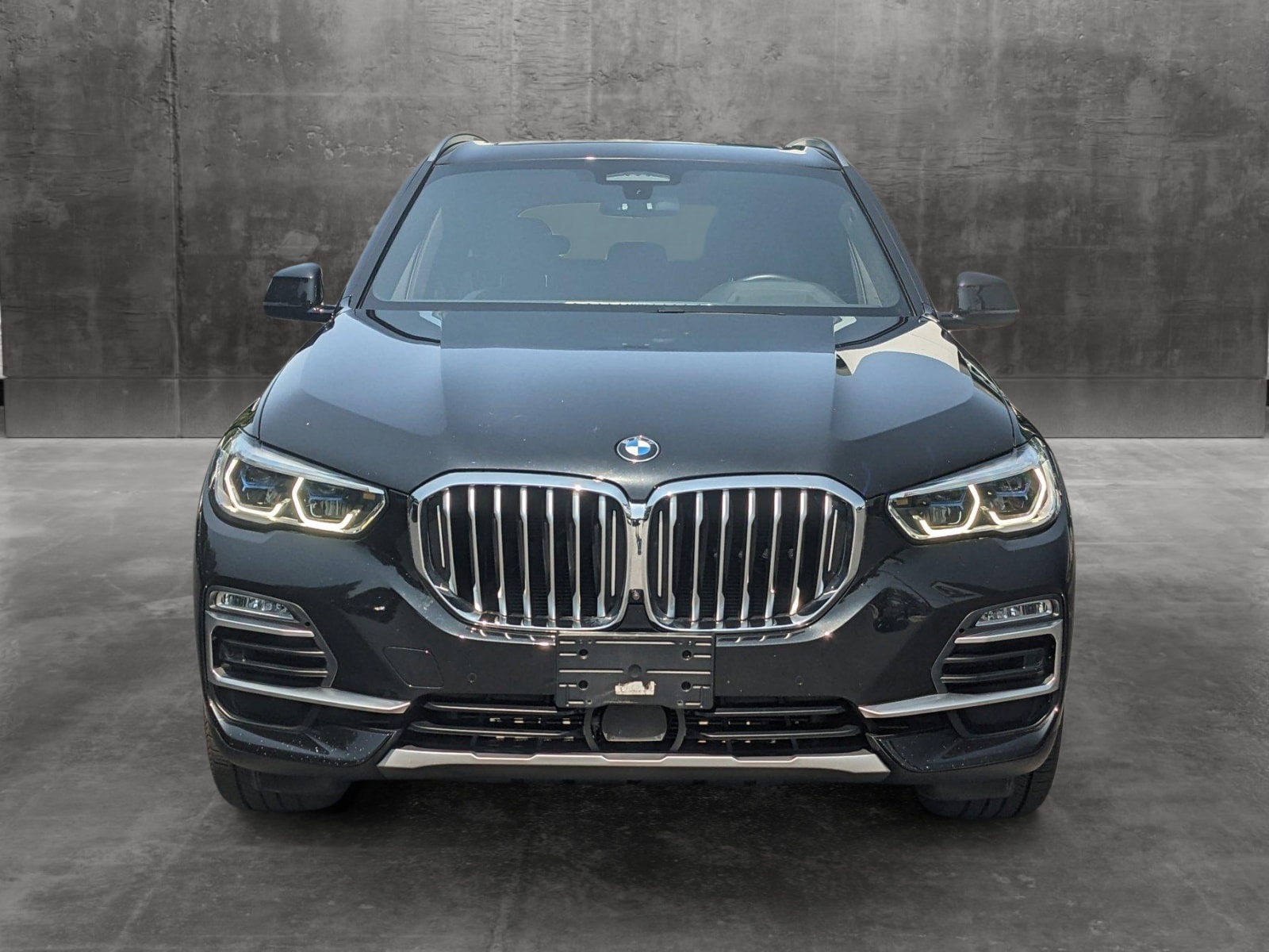 Used 2019 BMW X5 40i with VIN 5UXCR6C56KLK83095 for sale in Cockeysville, MD