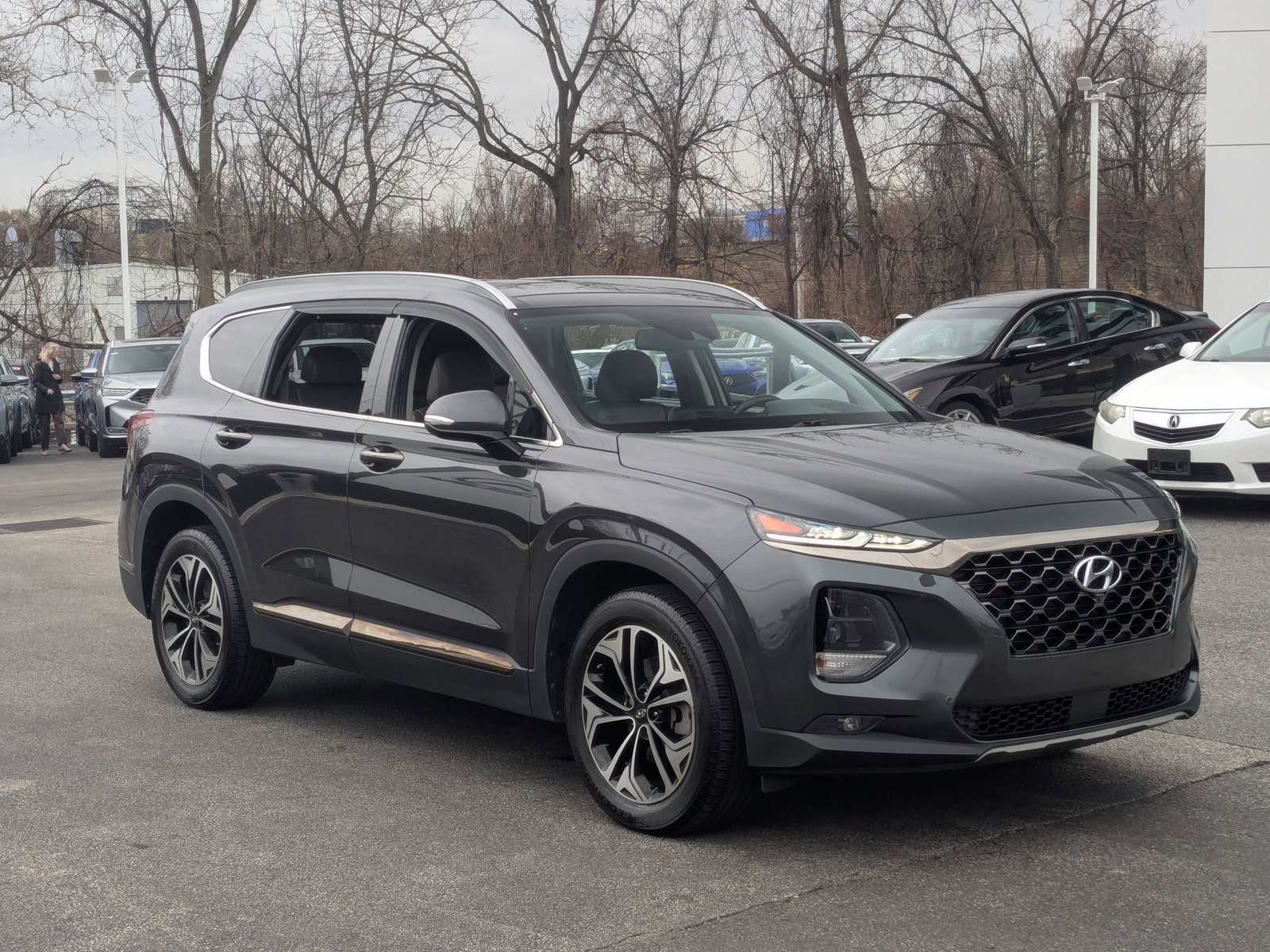 2020 Hyundai Santa Fe Limited 2.0T photo 3