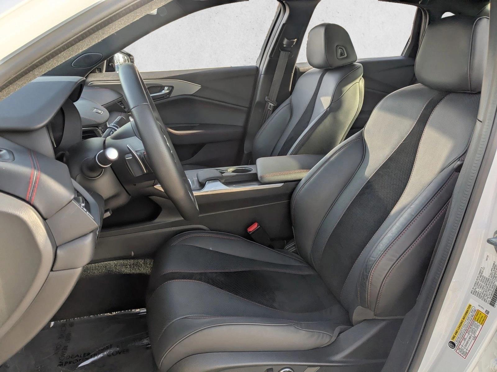 2025 Acura TLX A-SPEC Package - Photo 17