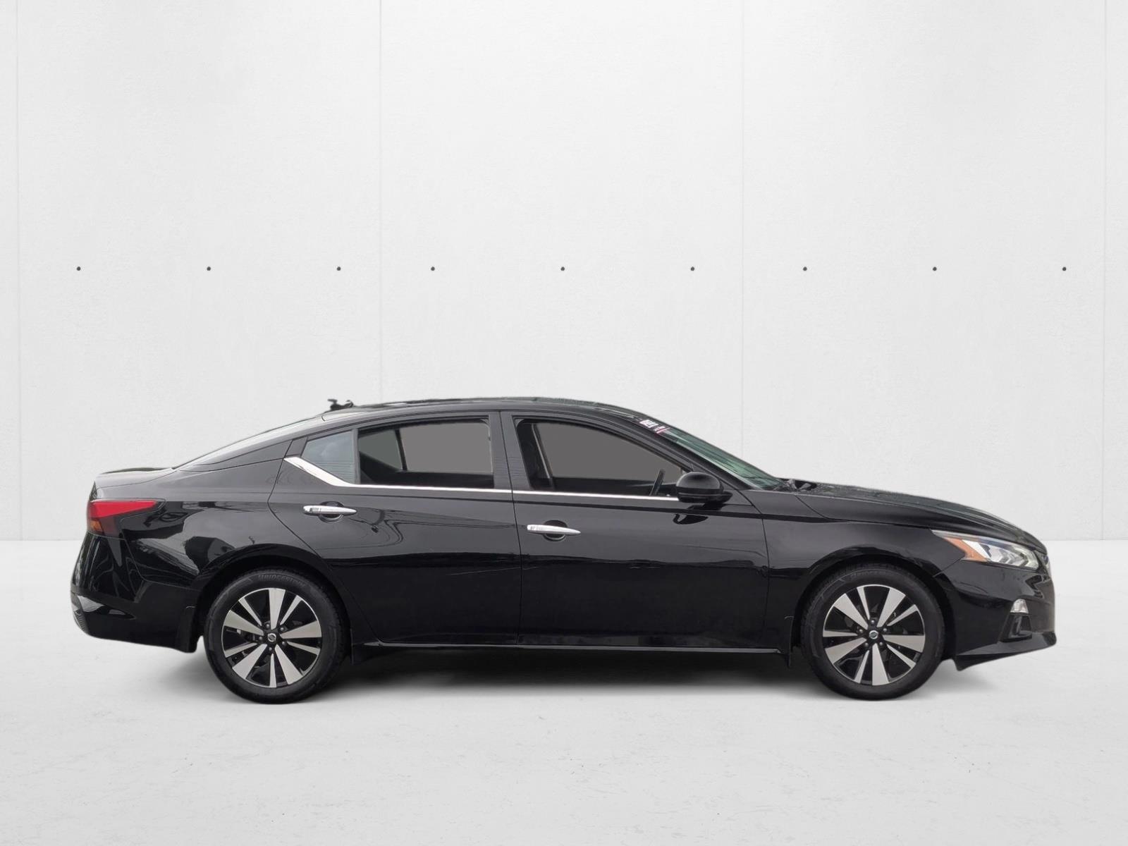 2019 Nissan Altima 2.5 SV photo 4