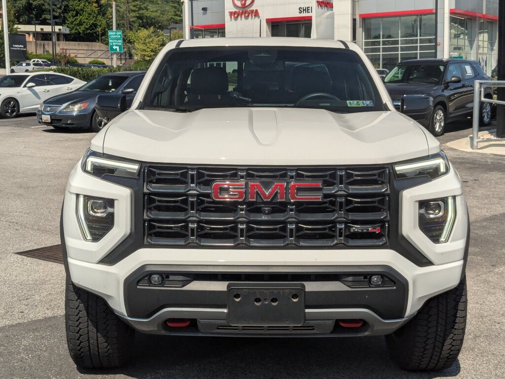 Used 2024 GMC Canyon 4WD AT4 Truck Crew Cab