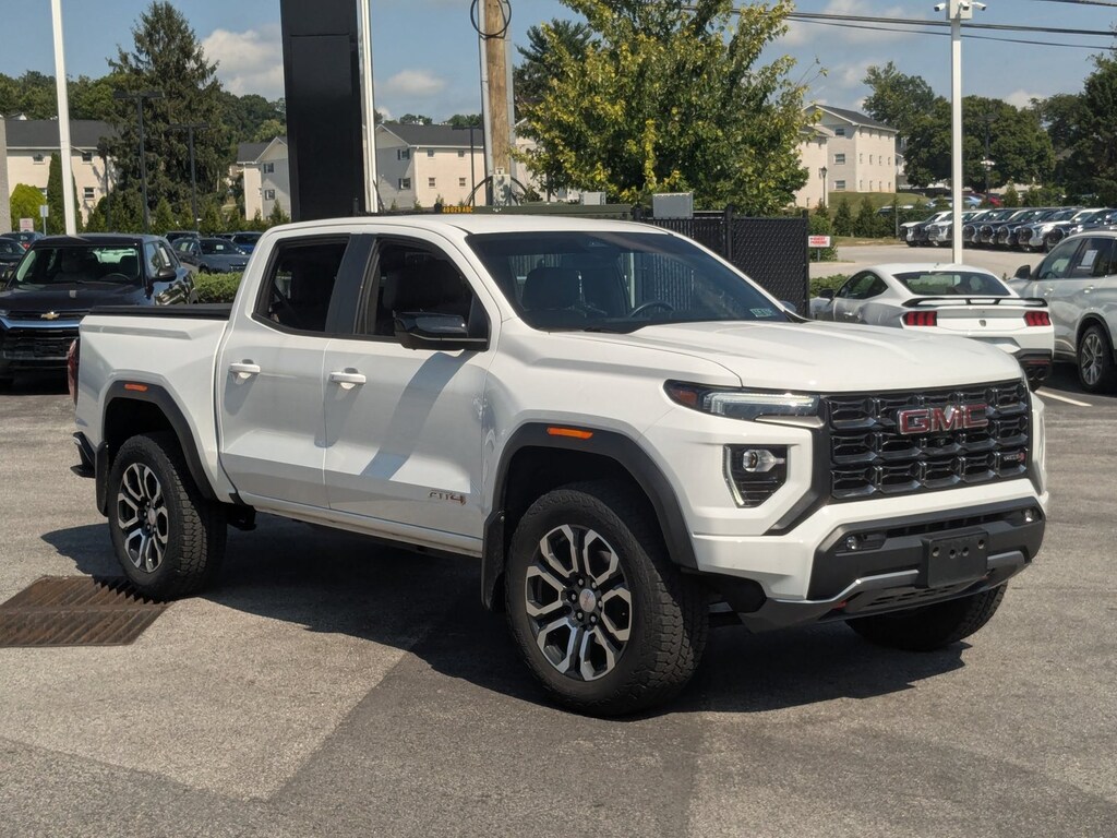 Used 2024 GMC Canyon 4WD AT4 Truck Crew Cab