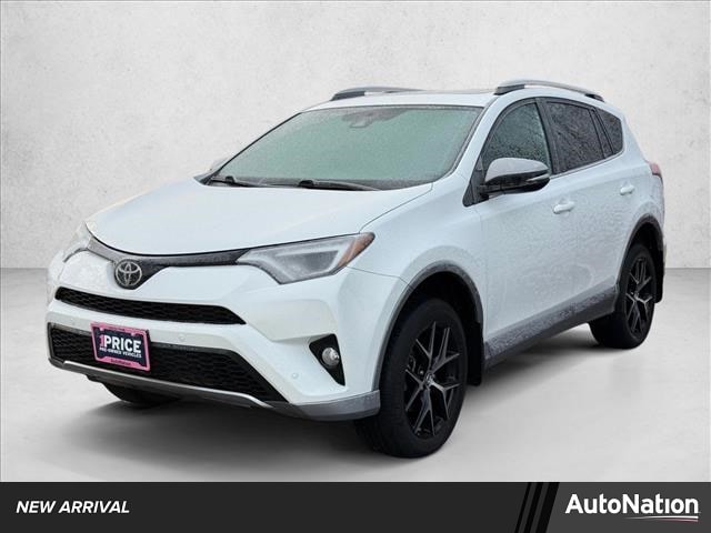 2017 Toyota RAV4 SE's photo