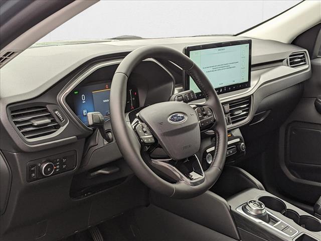 2025 Ford Escape photo 2