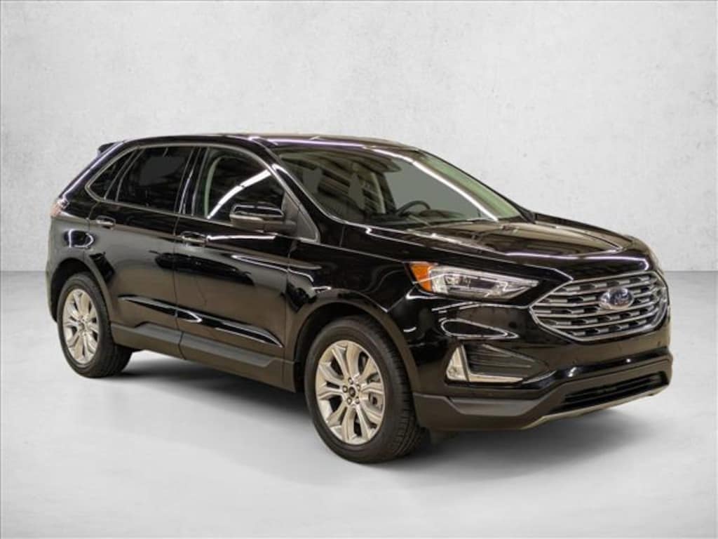Used 2024 Ford Edge Titanium SUV