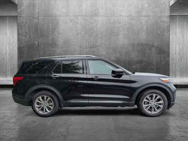 2023 Ford Explorer Limited photo 4