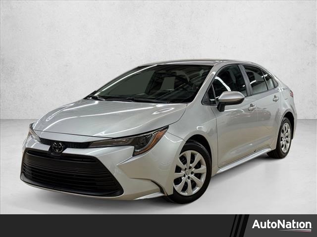 2023 Toyota Corolla LE's photo
