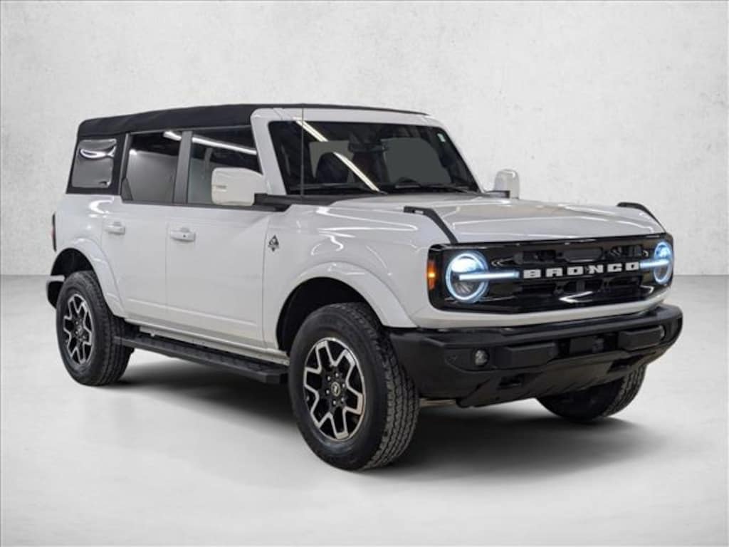 Used 2024 Ford Bronco Outer Banks SUV