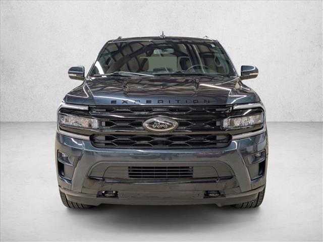 2024 Ford Expedition Limited photo 2