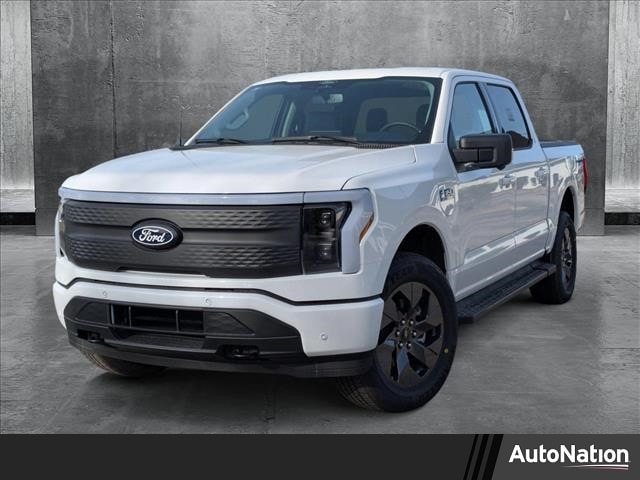 2025 Ford F-150 Lightning Flash's photo