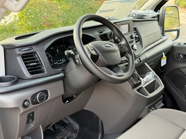 2025 Ford Transit photo 2