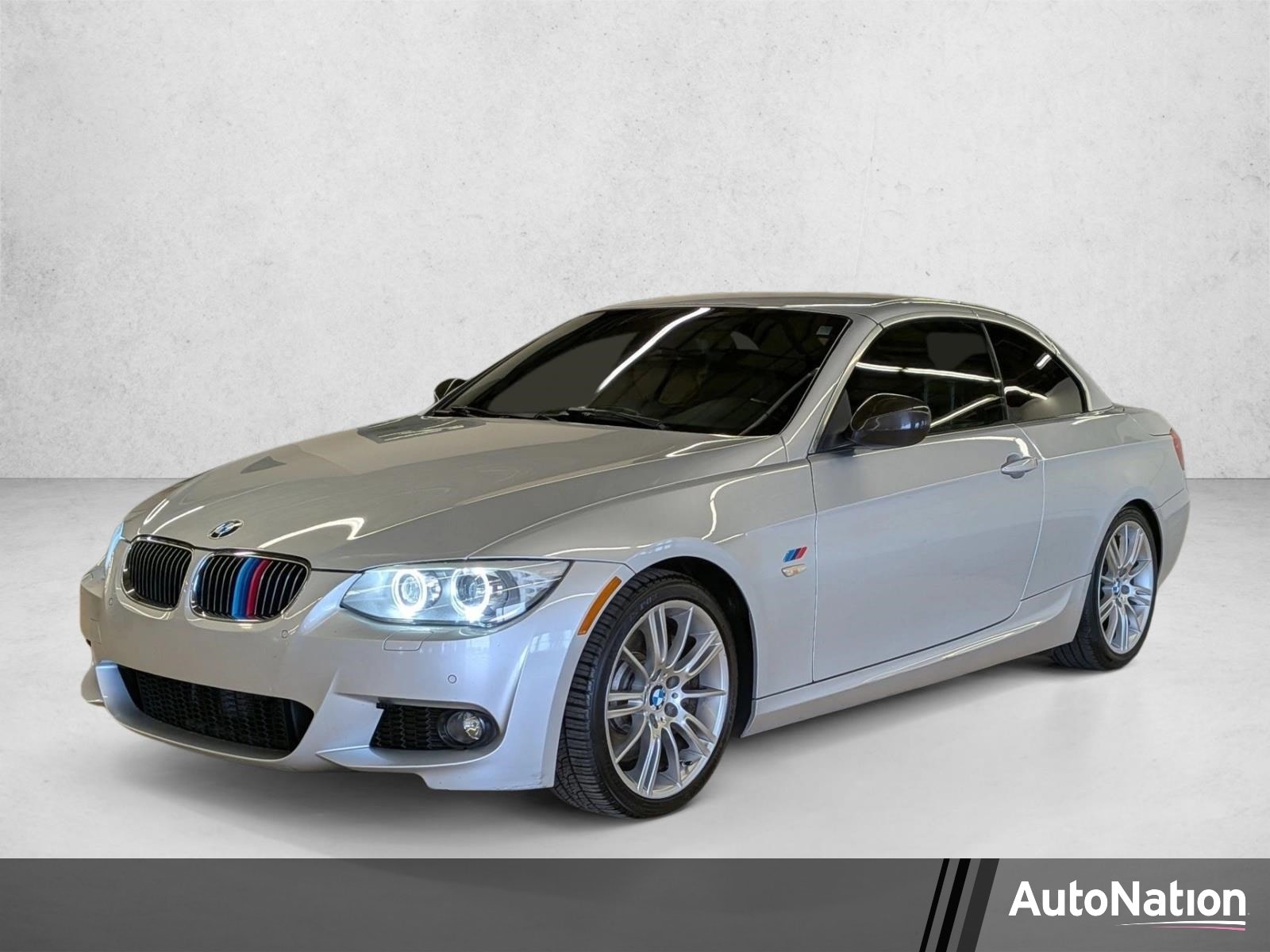 2012 BMW 3 Series 335i Convertible's photo