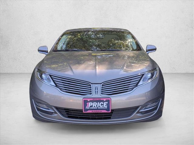 2016 Lincoln MKZ Select photo 2