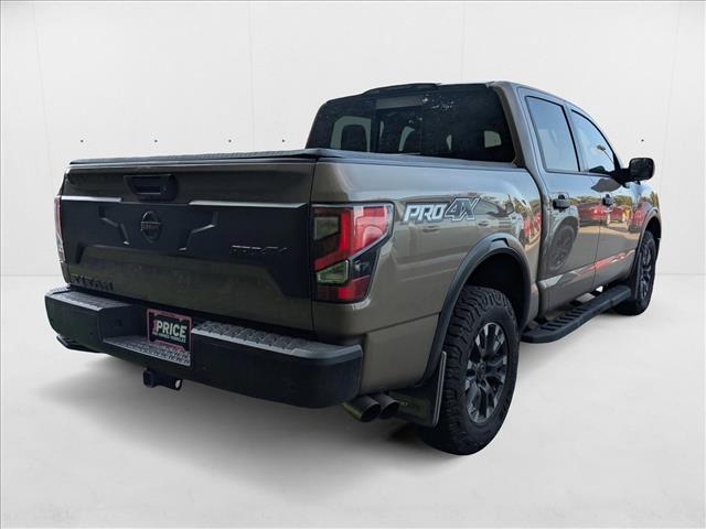 2021 Nissan Titan PRO-4X photo 4
