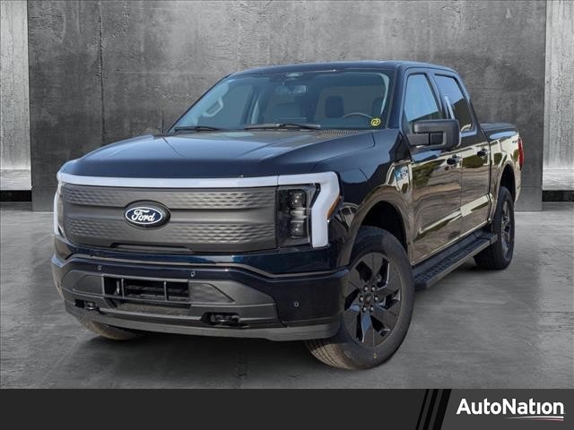 2025 Ford F-150 Lightning Flash's photo