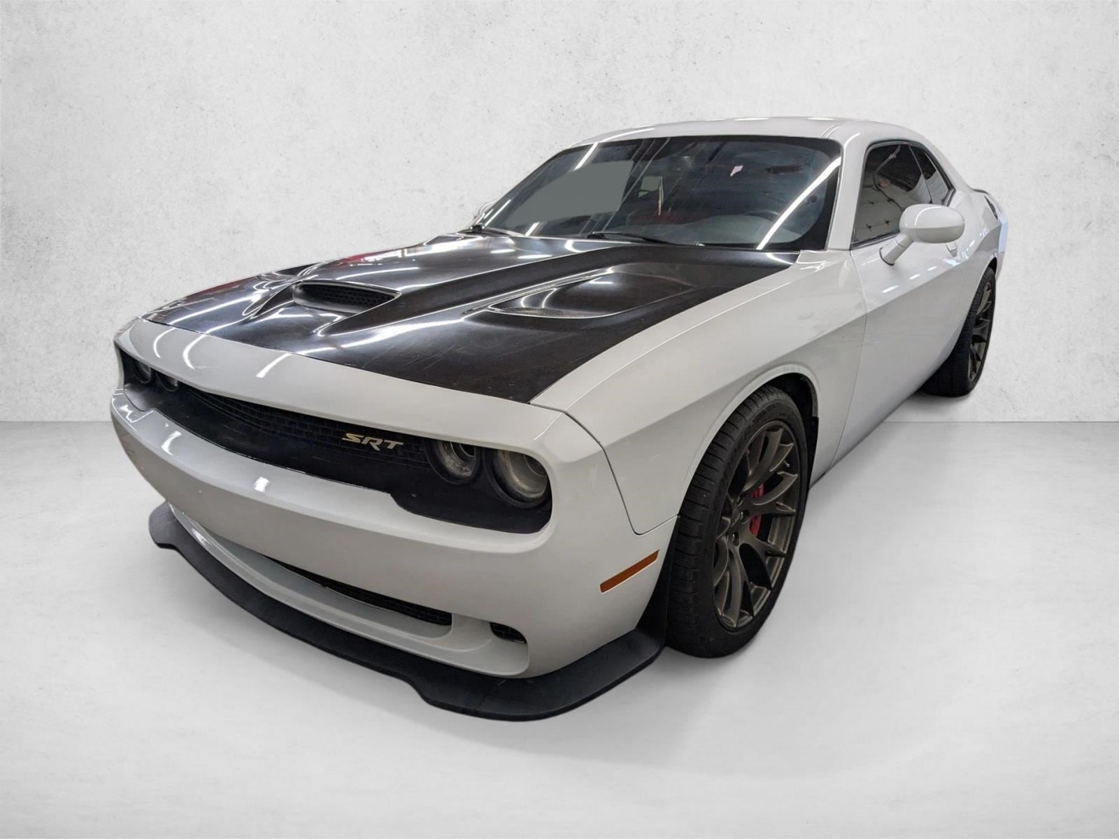 2015 Dodge Challenger SRT