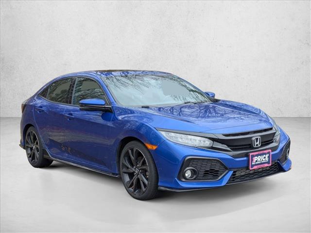 2018 Honda Civic Sport Touring Hatchback photo 3