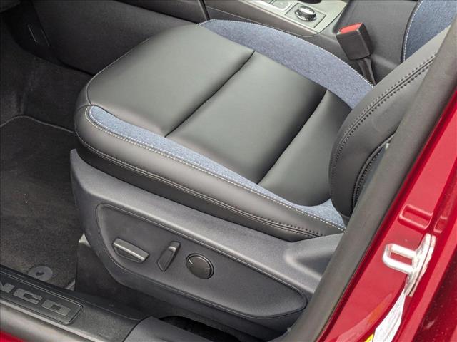 2025 Ford Bronco Sport Outer Banks photo 4