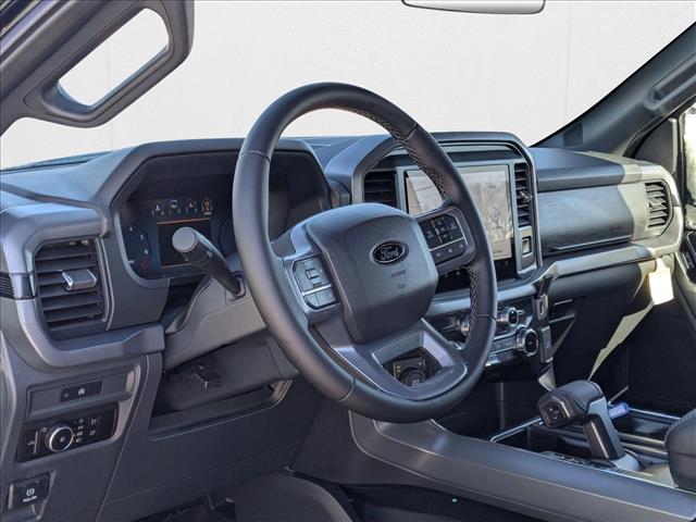 2025 Ford F-150 XLT photo 3