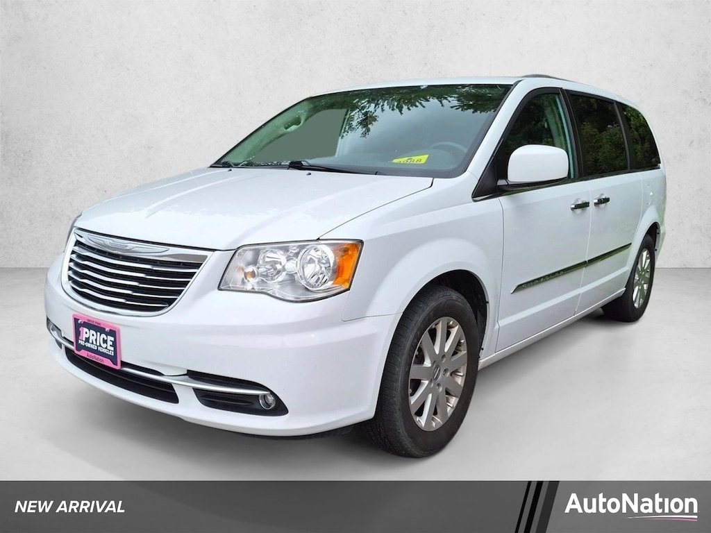 Used 2016 Chrysler Town & Country Touring Van LWB Passenger Van