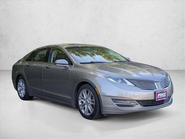 2016 Lincoln MKZ Select photo 3