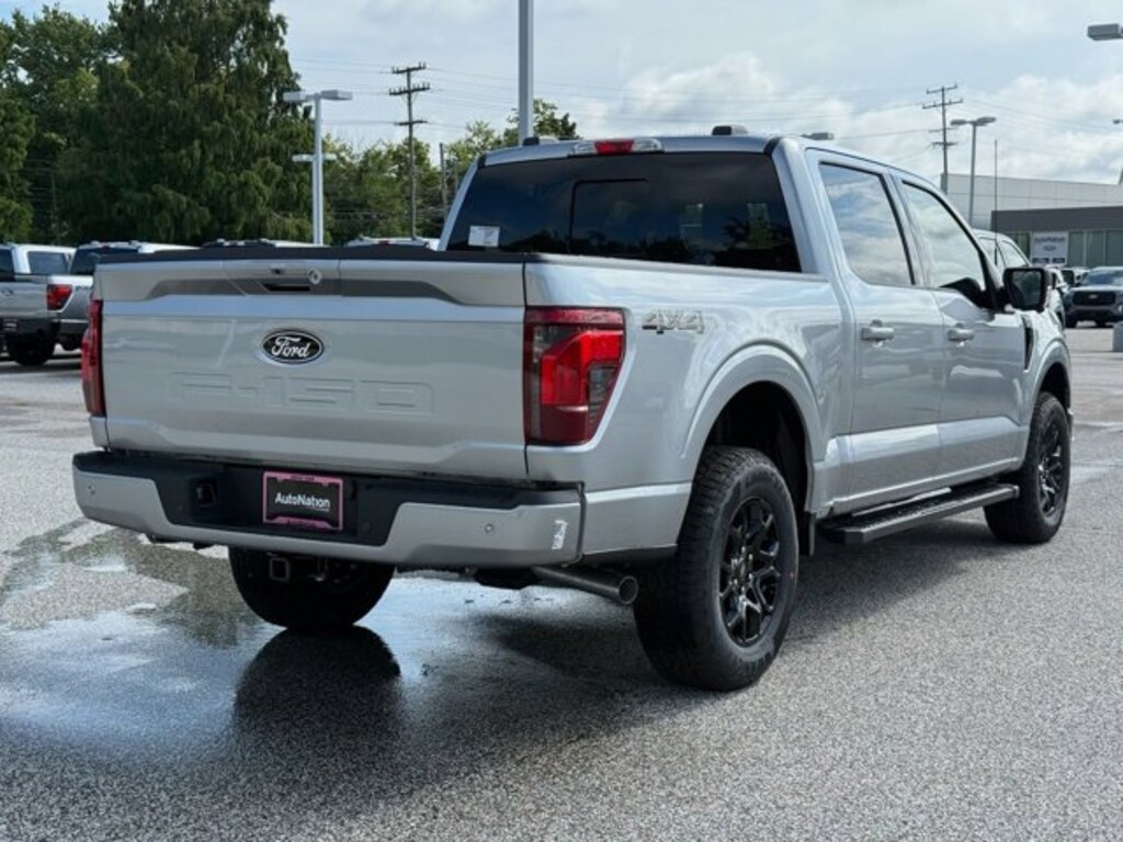 New 2025 Ford F-150 XLT Truck SuperCrew Cab