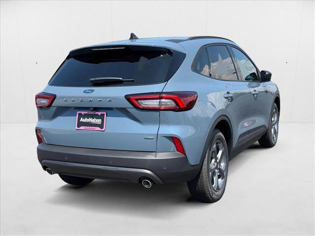 2025 Ford Escape ST-Line photo 2