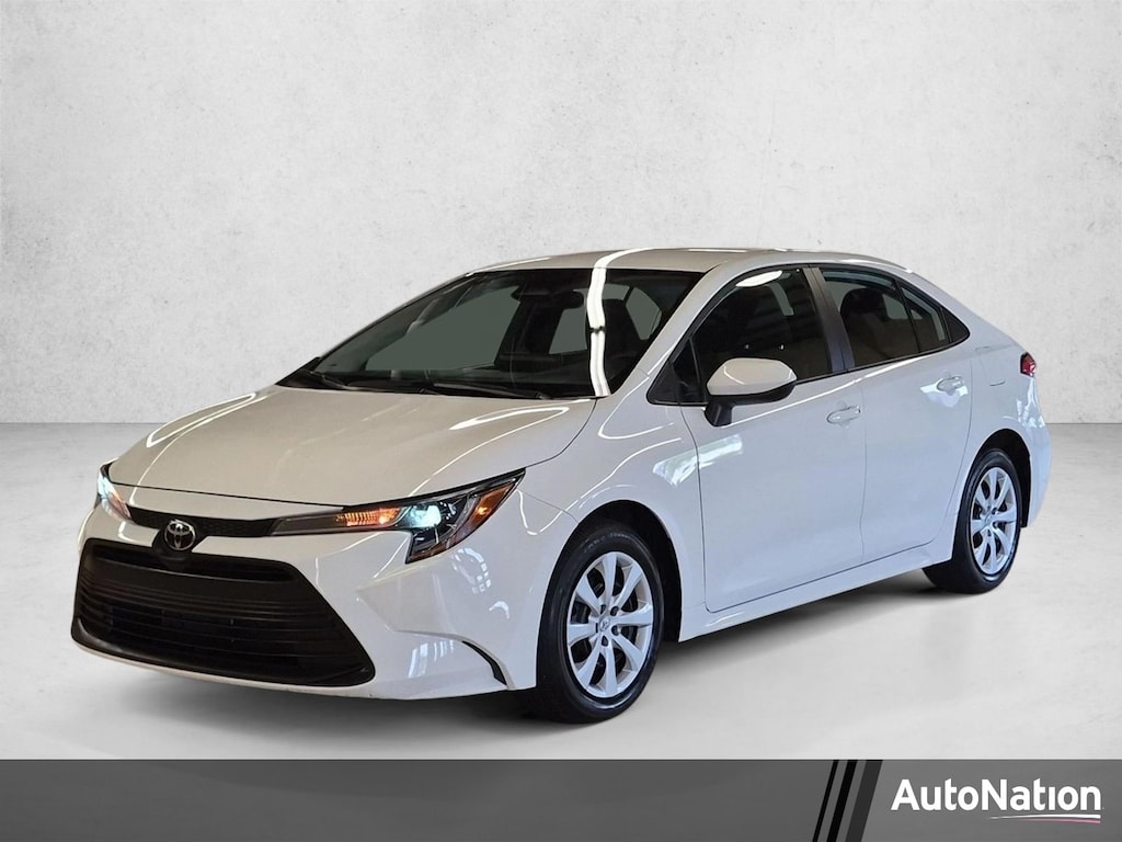 Used 2025 Toyota Corolla LE Sedan