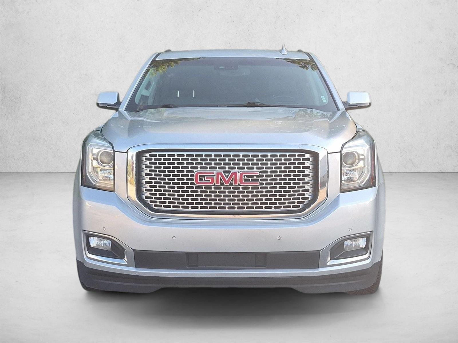 Used 2017 GMC Yukon XL Denali with VIN 1GKS2HKJ4HR204531 for sale in Amherst, OH