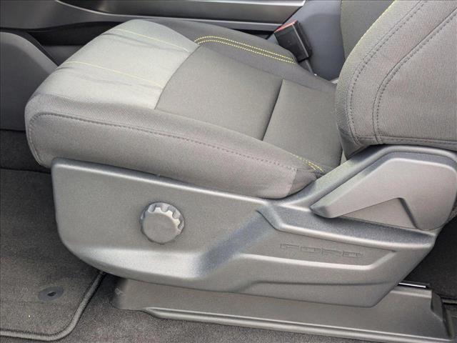 2025 Ford F-150 STX photo 4