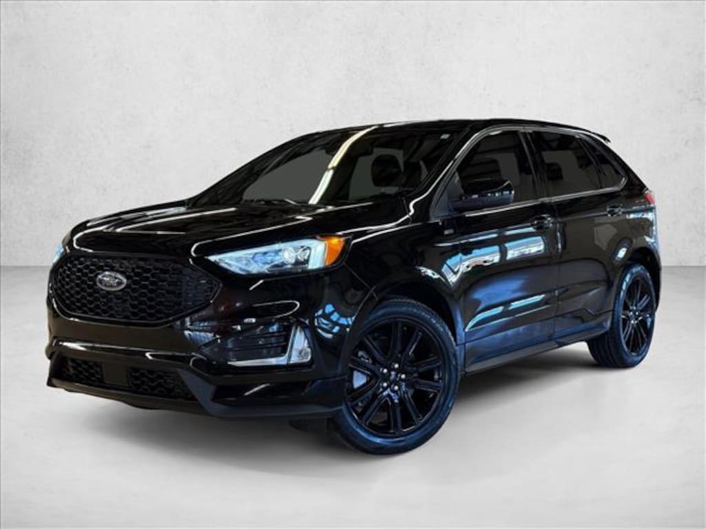 Certified 2024 Ford Edge ST-Line SUV