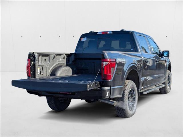 2025 Ford F-150 XLT photo 2