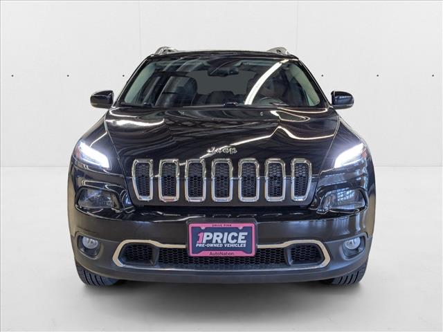 Used 2017 Jeep Cherokee Limited with VIN 1C4PJMDB3HD230246 for sale in Amherst, OH