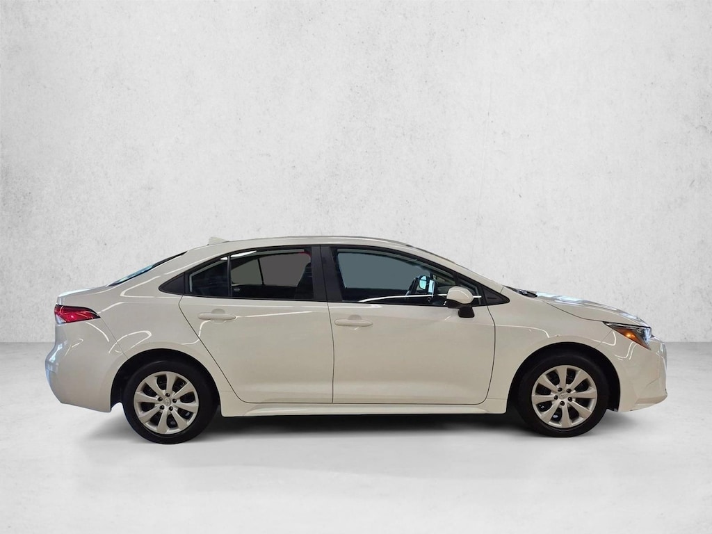 Used 2025 Toyota Corolla LE Sedan