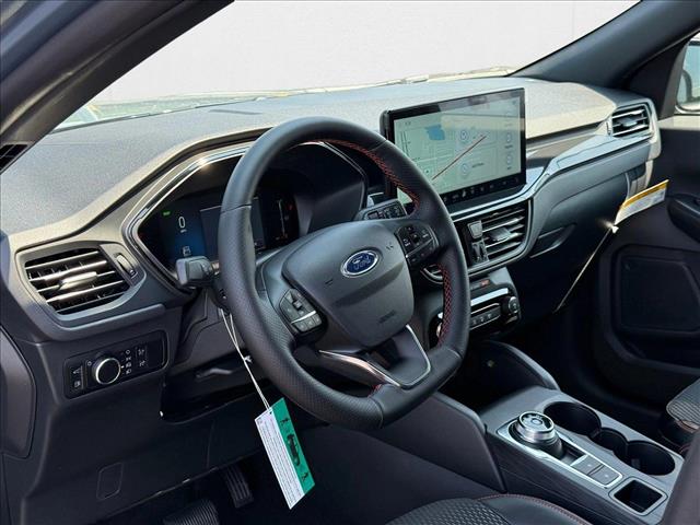2025 Ford Escape ST-Line photo 3