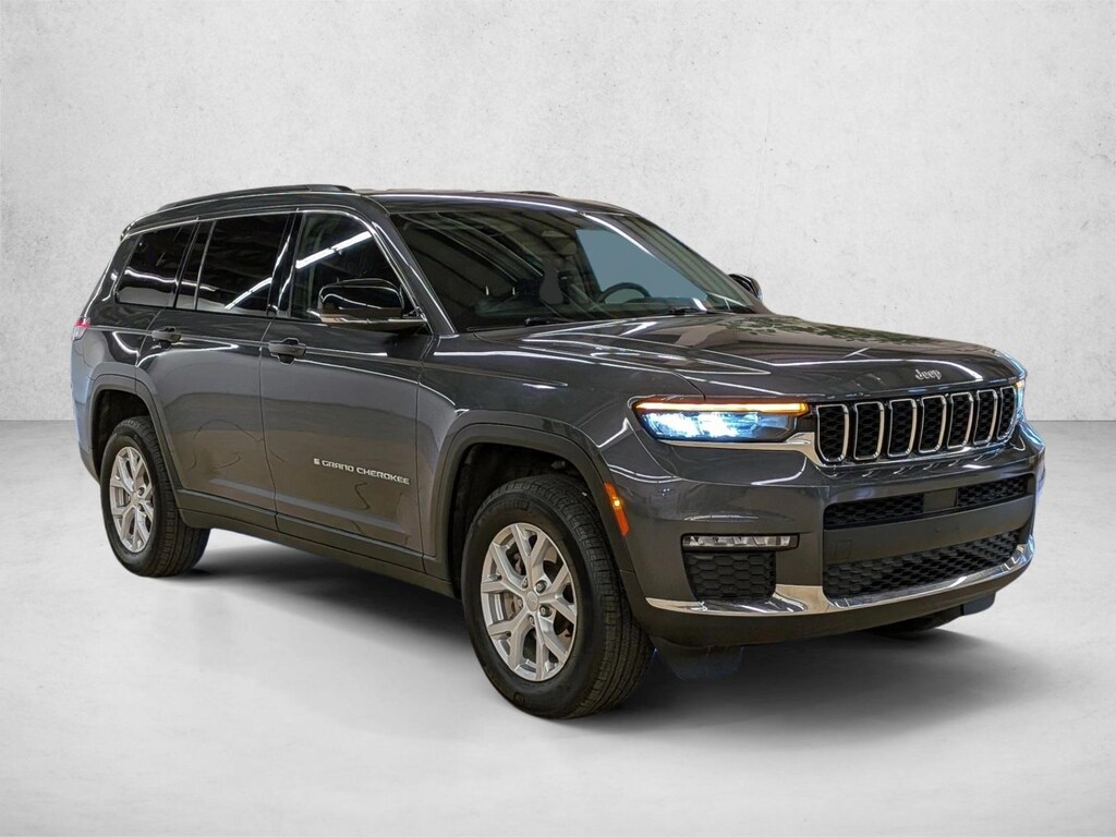 Used 2023 Jeep Grand Cherokee Limited SUV