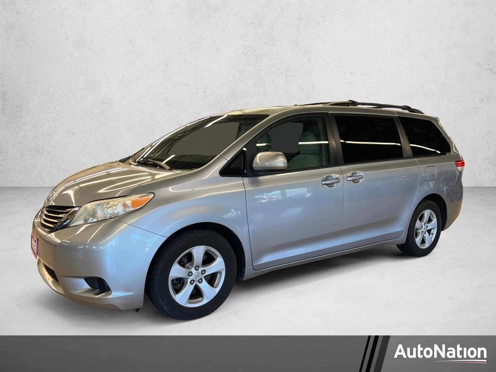 2011 Toyota Sienna LE